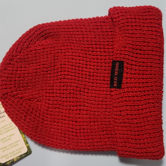 NWT - Red Wing Shoe Co- Kids Red Knit Beanie 100% Recycled Polyester Materials - Picture 4 of 4
